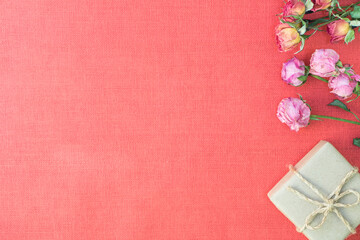 Beautiful dryflower on the board
