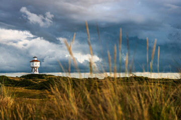 Wasserturm in der Dünenlandschaft der Nordseeinsel Langeoog