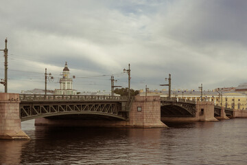 Saint-Petersburg. View from the Neva embankment to the Palace bridge.