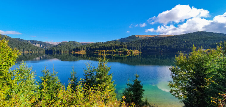 Bergsee in rum&auml;nischen Bergen