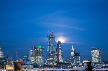 Fototapeta na wymiar City of London view from Waterloo at Dusk