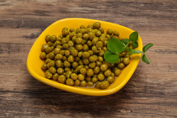 Canned Green peas in the bowl