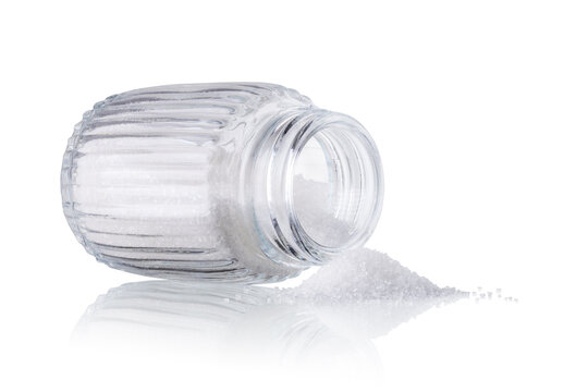 Salz oder Zuckerstreuer isoliert auf weiß