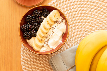 Banana & Blueberries Breakfast