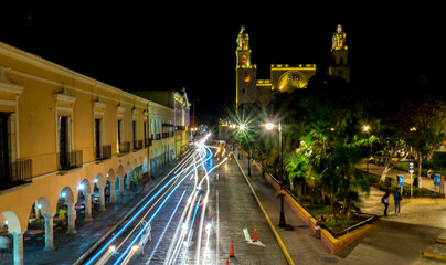 Fototapeta na wymiar Merida, Yucatan, Mexico by night