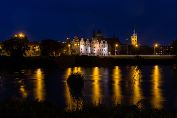 Naklejka premium city castle and downtown Dessau by night