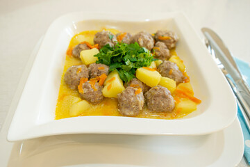 Turkish meal is patatesli köfte