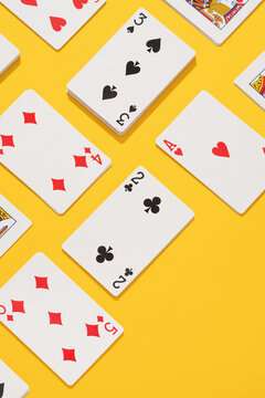 Playing cards/ solitaire