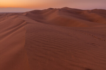 Fototapeta na wymiar Sunrise in the dunes