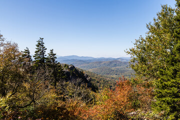 Fototapeta na wymiar Gorgeous Blue Ridge Mountain View from Grandfather Mountain Park, Linville, NC