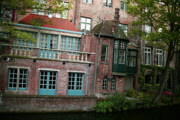 Fototapeta na wymiar canal houses
