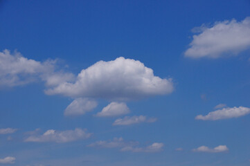 青空と白い雲