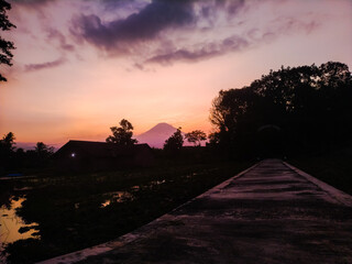 Obraz premium sunset in the village in central java, indonesia