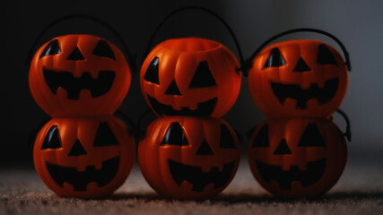 6 halloween pumpkins