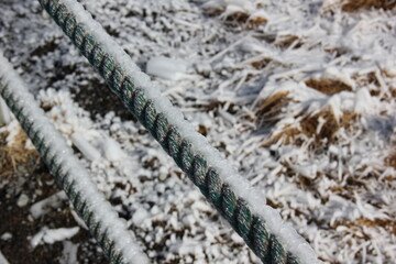 Frozen rope