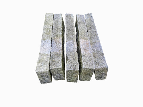 F&uuml;nf Granitsteine freigestellt