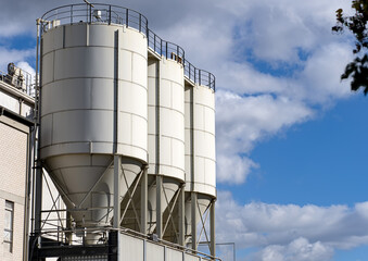 Industrieanlage Kalksilos