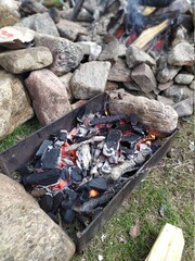 charcoal barbecue grill