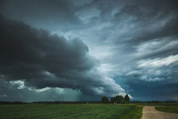  Supercell storm clouds with wall cloud and intense rain © lukjonis