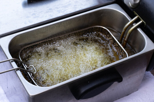frying oil ready in fritteuse at home