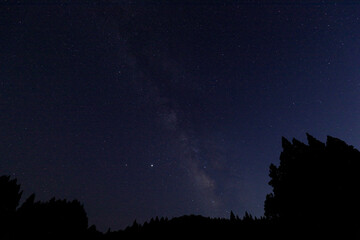 Fototapeta premium 竜王ヶ淵、龍王ヶ渕の夜景【奈良県宇陀市】