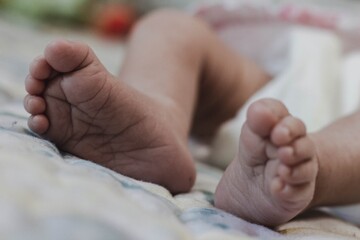 Pies de beb&eacute;.