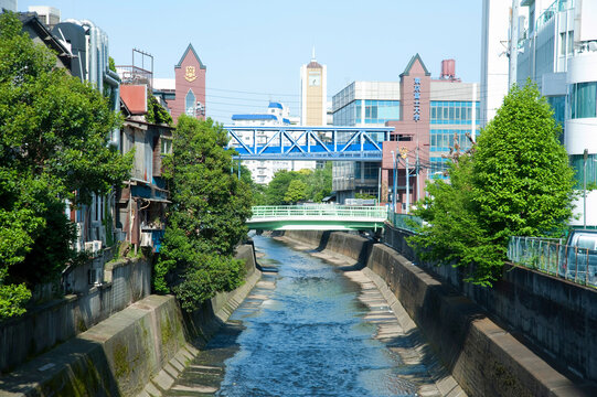 「神田川」の写真素材 | 1,420件の無料イラスト画像 | Adobe Stock