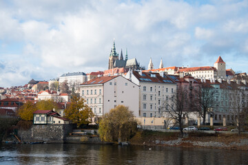 Fototapeta na wymiar Vltava River and Prague Castle upon a hill