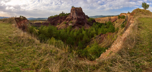 Caldera of an extinct volcano © Xalanx