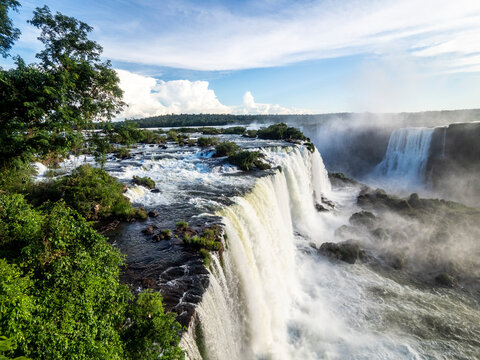 View of Iguacu Falls (Cataratas do Iguacu), from the Brazilian side, Parana, Brazil