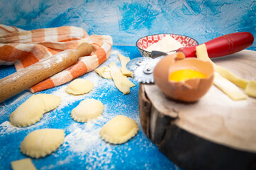 ravioli di ricotta freschi fatti in casa specialità della sicilia