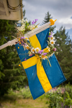 Blumenkranz mit Schwedenflaage