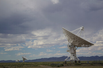 Large radio telescopes observing the universe at the Very Large Array, New Mexico