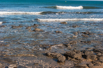 Strand mit Vulkangestein am Cap d’Agde