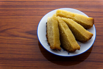 Eggless rava cake in a plate