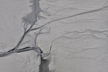 Interesting Tidal Water Flow Patterns in Sand