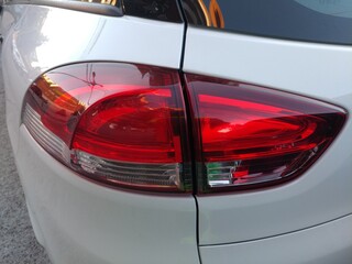 światło lampa samochód tylna czerwień auto © Piotr