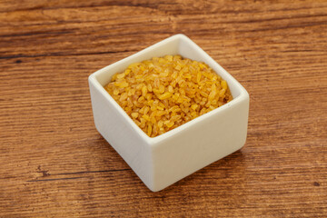 Vegetarian cuisine - dry bulgur for cooking