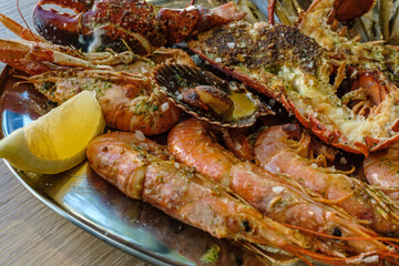 mariscada productos del mar gambas langostinos vieiras