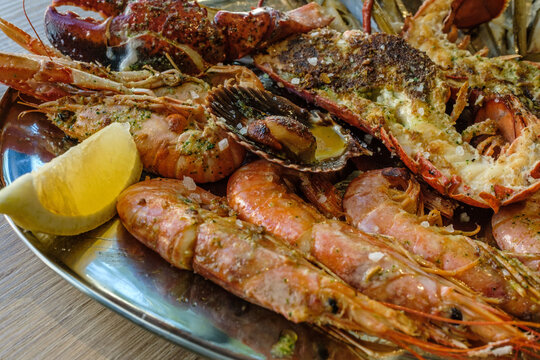 mariscada productos del mar gambas langostinos vieiras