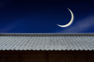 三日月 © Paylessimages