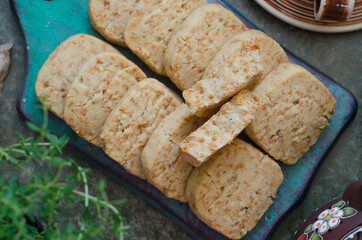 Cookies with cheese and thyme for a snack