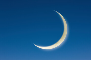 三日月 © Paylessimages