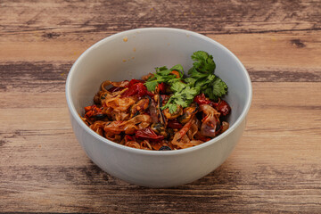 Asian wok noodle with mussels