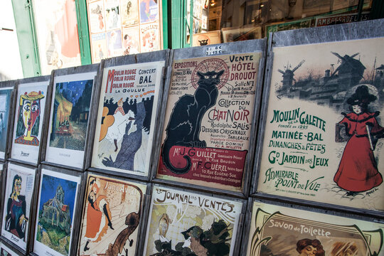 MONTMARTRE - OCTOBER 6. 2016: the famous poster of Le Chat Noir, the black cat, and other pictures in Montmartre, Paris on October 6, 2016 . Le Chat Noir was a 19th century cabaret club in Montmartre.