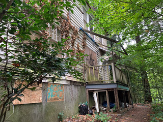 Abandoned home. Haunted house. Vandalism. Real estate. Junk removal.