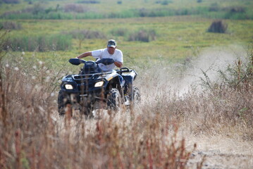 person riding a motorcycle © Cuauhtemoc