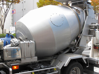 コンクリートミキサー車