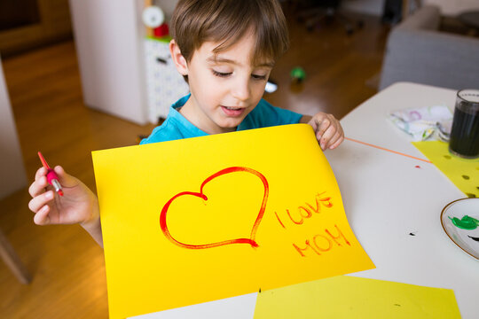 child painting