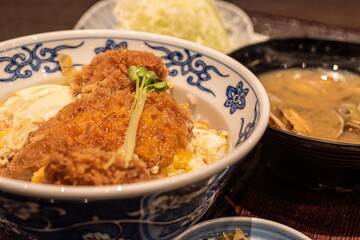 丼物の定番といえば「カツ丼」